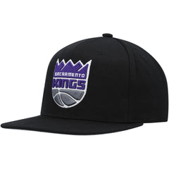 Mitchell & Ness - Sacramento Kings Side Core 2.0 Snapback Hat - Black