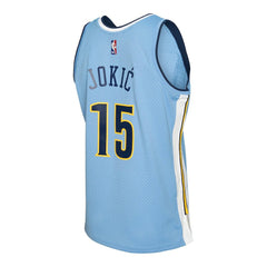 Mitchell & Ness - Nikola Jokic Denver Nuggets 2016/17 Swingman Jersey - Light Blue