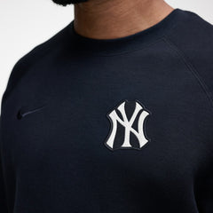 New York Yankees Nike Tech Fleece Raglan Sweatshirt Clearance