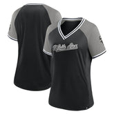 Chicago White Sox Fanatics Women's Glitz & Glam League Diva Raglan V-Neck T-Shirt Lifestyle