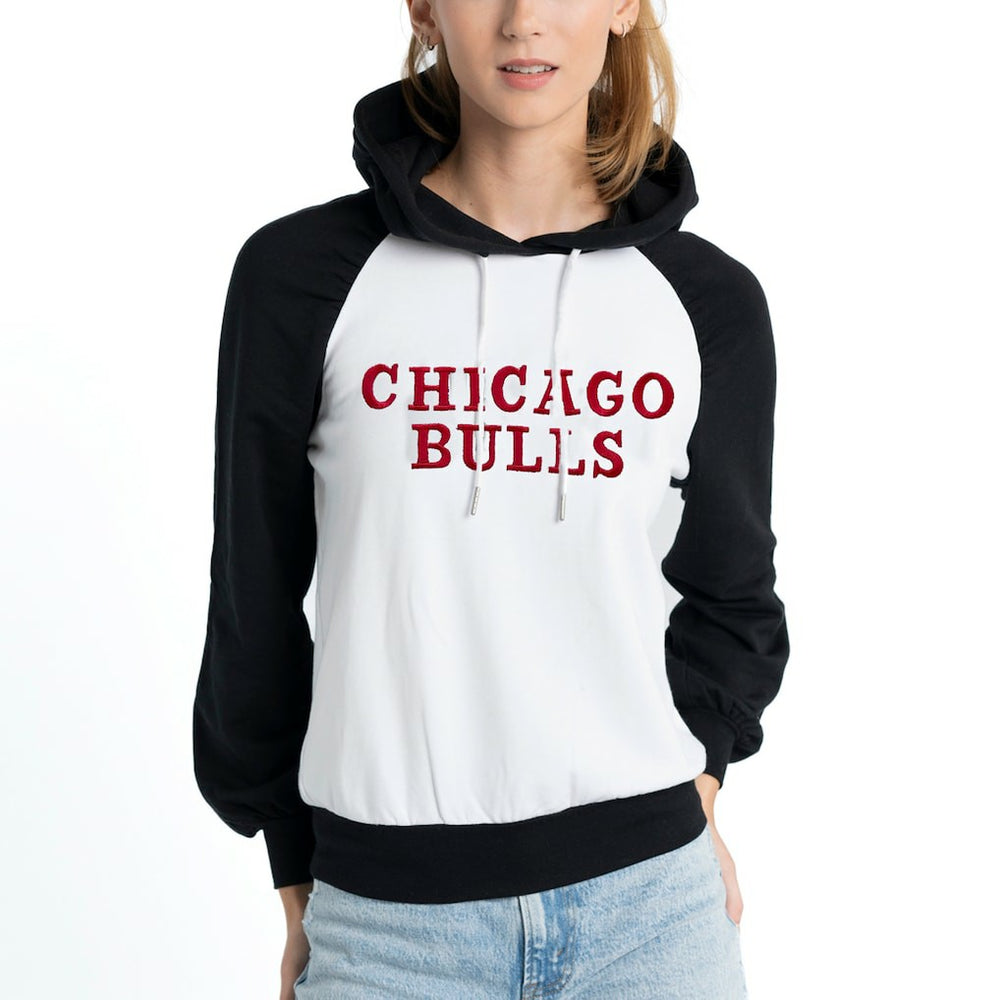 NBA - Chicago Bulls Lusso Women's Marlowe Tri-Blend Raglan Pullover Hoodie - White