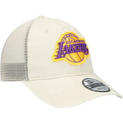 New Era - Los Angeles Lakers Rough Edge Logo Trucker 9TWENTY Adjustable Hat - Cream
