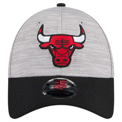 New Era - Chicago Bulls Active Digi-Tech Two-Tone 9FORTY Adjustable Hat - Heather Gray/Black
