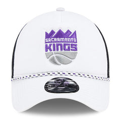 New Era - Sacramento Kings Court Sport Foam A-Frame 9FORTY Adjustable Trucker Hat - White/Black