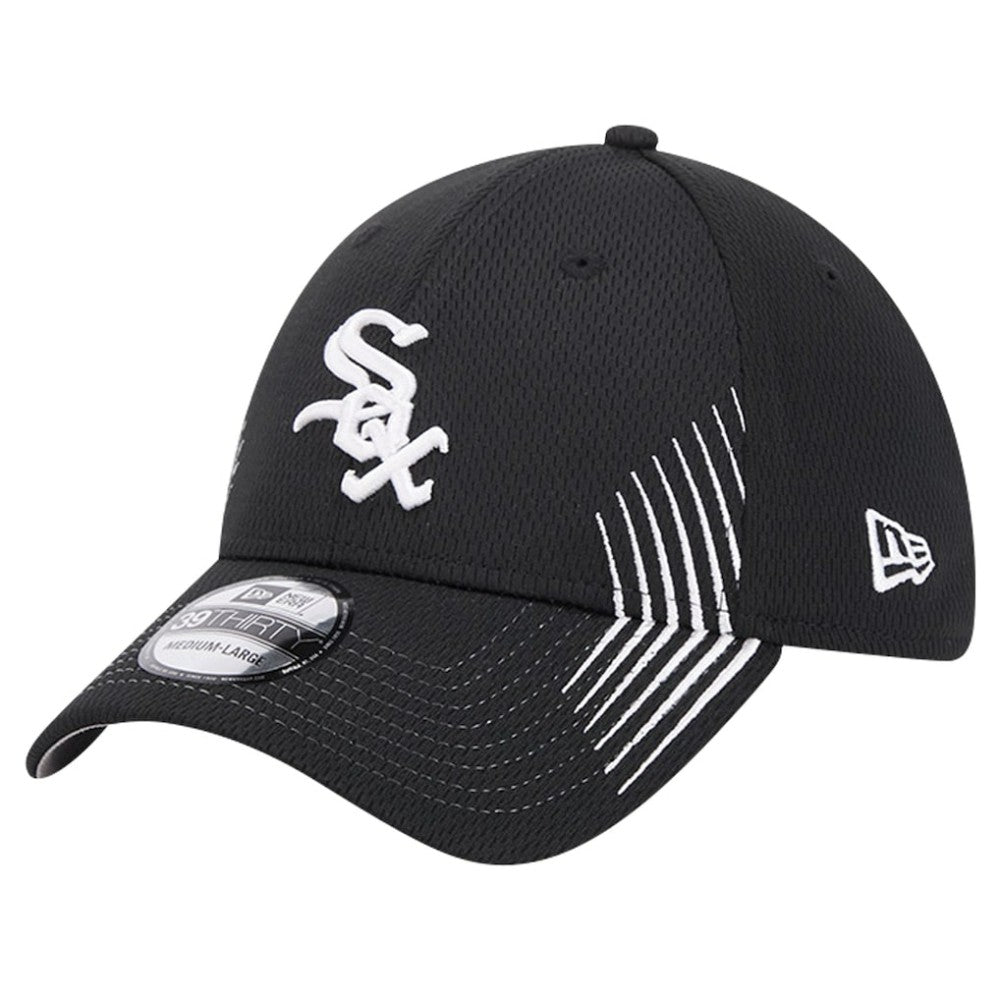 Chicago White Sox New Era Active Dash Mark 39THIRTY Flex Hat Lifestyle
