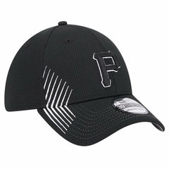 Pittsburgh Pirates New Era Active Dash Mark 39THIRTY Flex Hat Lifestyle