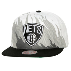 Mitchell & Ness - Brooklyn Nets Hot Fire Snapback Hat - White