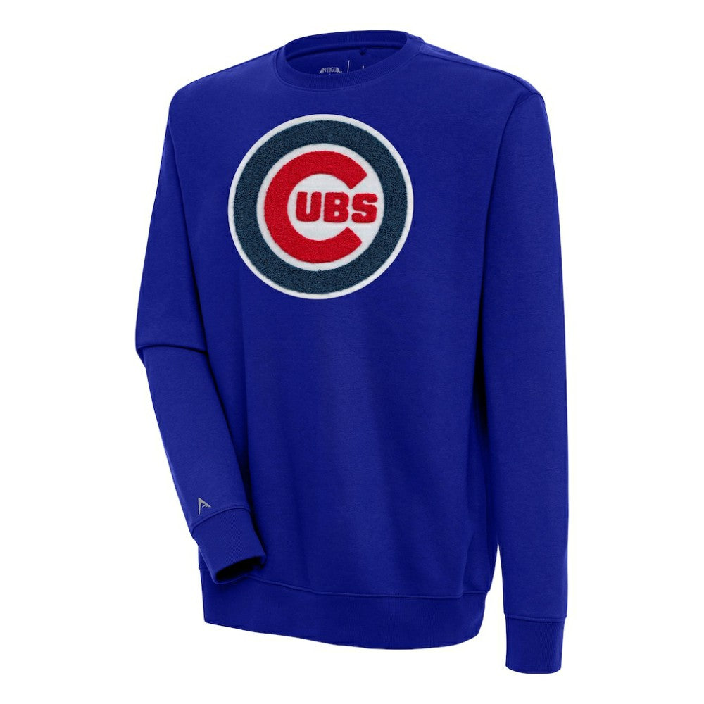 Chicago Cubs Antigua Victory Crewneck Chenille Pullover Sweatshirt Lifestyle