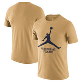 Nike - New Orleans Pelicans Essential Jumpman T-Shirt - Gold