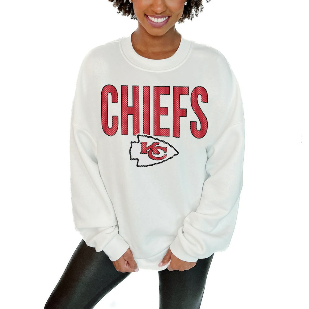 Kansas City Chiefs Gameday Couture Women's Just Go With It Oversized Long Sleeve Crewneck Sweatshirt – White - NFL