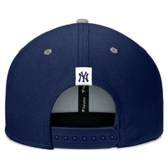 New York Yankees Fanatics Fundamental Bold Snapback Hat Clearance