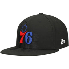 New Era - Philadelphia 76ers Blackout Shadow Logo 59FIFTY Fitted Hat - Black