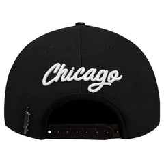 NBA - Chicago Bulls Pro Standard Paint the City Pinch Front Snapback Hat - Black