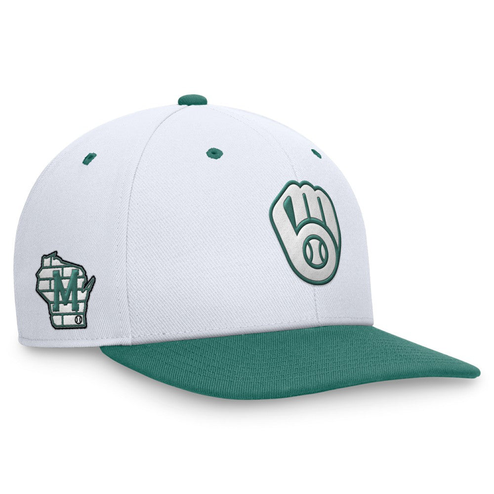 Milwaukee Brewers Nike Bicoastal Two-Tone Pro Performance Snapback Hat Lifestyle