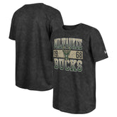 New Era - Milwaukee Bucks Enzyme Washed Oversized T-Shirt - Black