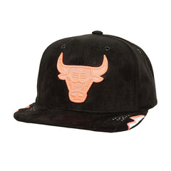 Mitchell & Ness - Chicago Bulls Day 6 Snapback Hat - Black