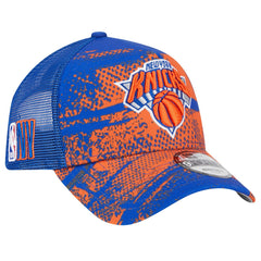 New Era - New York Knicks Tip Off A-Frame Trucker 9FORTY Adjustable Hat - Blue/Orange