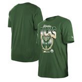 New Era - Milwaukee Bucks Unisex Summer Classics T-Shirt - Hunter Green