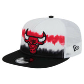 New Era - Chicago Bulls Dip-Dye 9FIFTY A-Frame Trucker Snapback Hat - White/Black