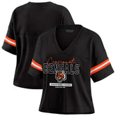 Cincinnati Bengals WEAR by Erin Andrews Women's Color Block Boxy Modest Crop V-Neck T-Shirt Black - NFL