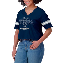Dallas Cowboys WEAR by Erin Andrews Women's Color Block Boxy Modest Crop V-Neck T-Shirt Navy - NFL