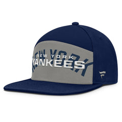 New York Yankees Fanatics Clubhouse Splitter Snapback Hat Lifestyle