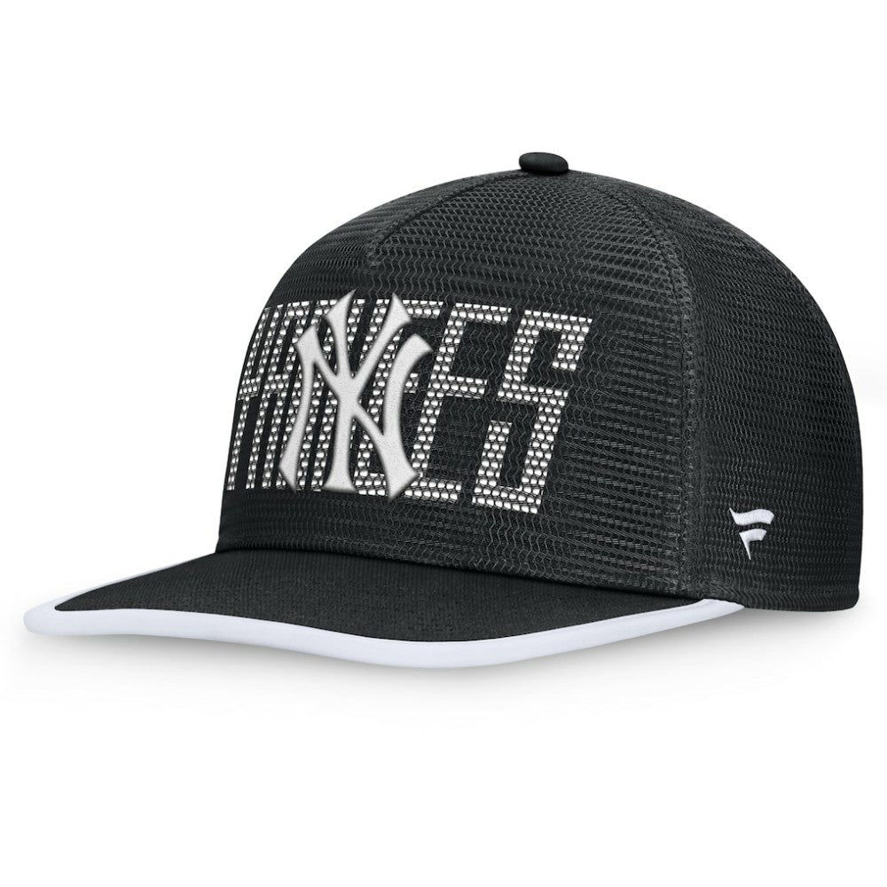 New York Yankees Fanatics Let's Glow Line Drive Snapback Hat Lifestyle