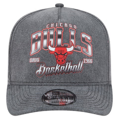 New Era - Chicago Bulls Throwback Washed Pre-Curved 9FIFTY Snapback Hat - Charcoal