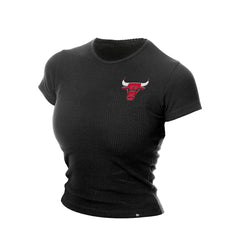 New Era - Chicago Bulls Women's Leisure Collection Baby Doll Cropped T-Shirt - Black
