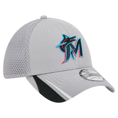 Miami Marlins New Era Linear 39THIRTY Flex Hat Lifestyle