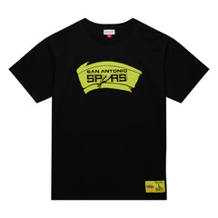 Mitchell & Ness - San Antonio Spurs Hardwood Classics Neon Nights Premium T-Shirt - Black