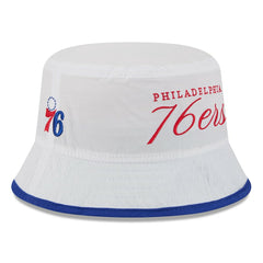 New Era - Philadelphia 76ers 2025 NBA Draft Nylon Bucket Hat - White/Royal