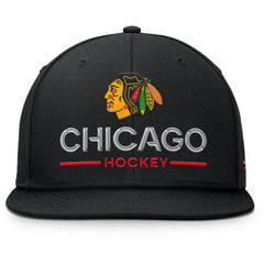 Chicago Blackhawks Fanatics Authentic Pro Rink Lockup Snapback Hat Black