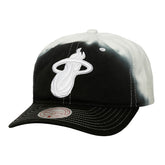 Mitchell & Ness - Miami Heat Dip Dye Pro Crown Adjustable Hat - Black/White