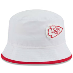 Kansas City Chiefs New Era 2025 NFL Training Camp Stretch Bucket Hat White - NFL