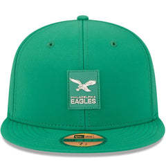 Philadelphia Eagles New Era 2025 Sideline Throwback 59FIFTY Fitted Hat Kelly Green - NFL
