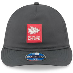 Kansas City Chiefs New Era 2025 Sideline Cold Weather Retro Crown 59FIFTY Fitted Hat Charcoal - NFL