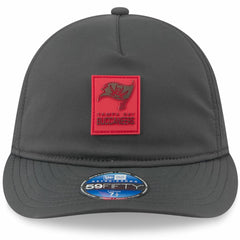 Tampa Bay Buccaneers New Era 2025 Sideline Cold Weather Retro Crown 59FIFTY Fitted Hat Charcoal - NFL