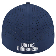 New Era - Dallas Mavericks Featherweight Poly Rope Flex 39Thirty Hat - Blue