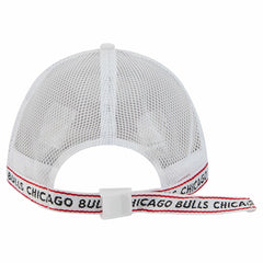 New Era - Chicago Bulls Featherweight Team Tape 9FORTY M-Crown A-Frame Adjustable Hat - White