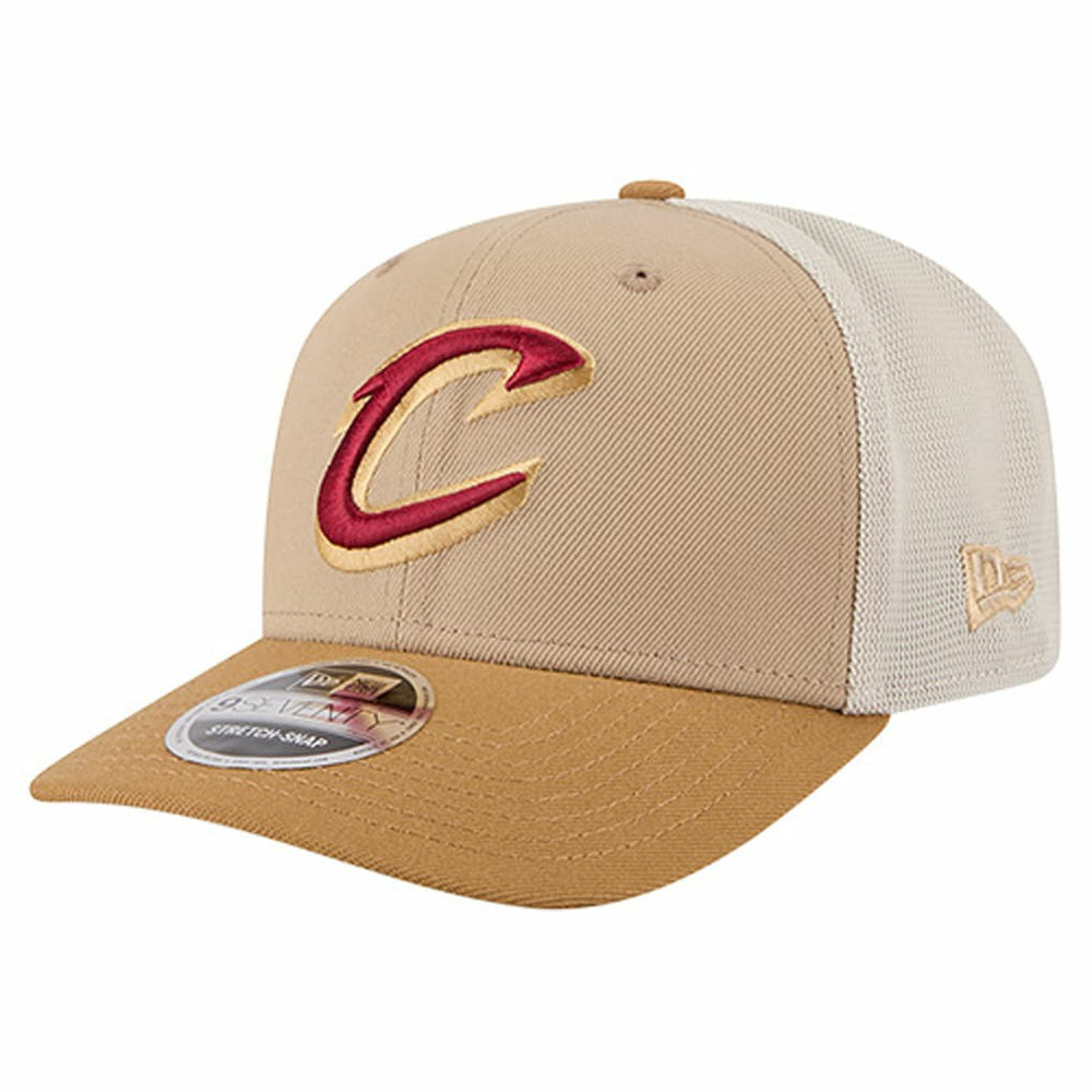 New Era - Cleveland Cavaliers Two-Tone 9SEVENTY Adjustable Trucker Hat - Tan/Light Brown