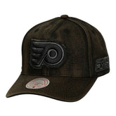 Philadelphia Flyers - Mitchell & Ness Downtown Snow Wash Pro-Crown Adjustable Hat Black