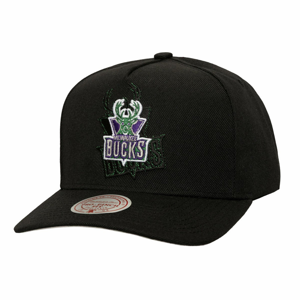 Mitchell & Ness - Milwaukee Bucks Tilted Pro Pinch Adjustable Hat - Black
