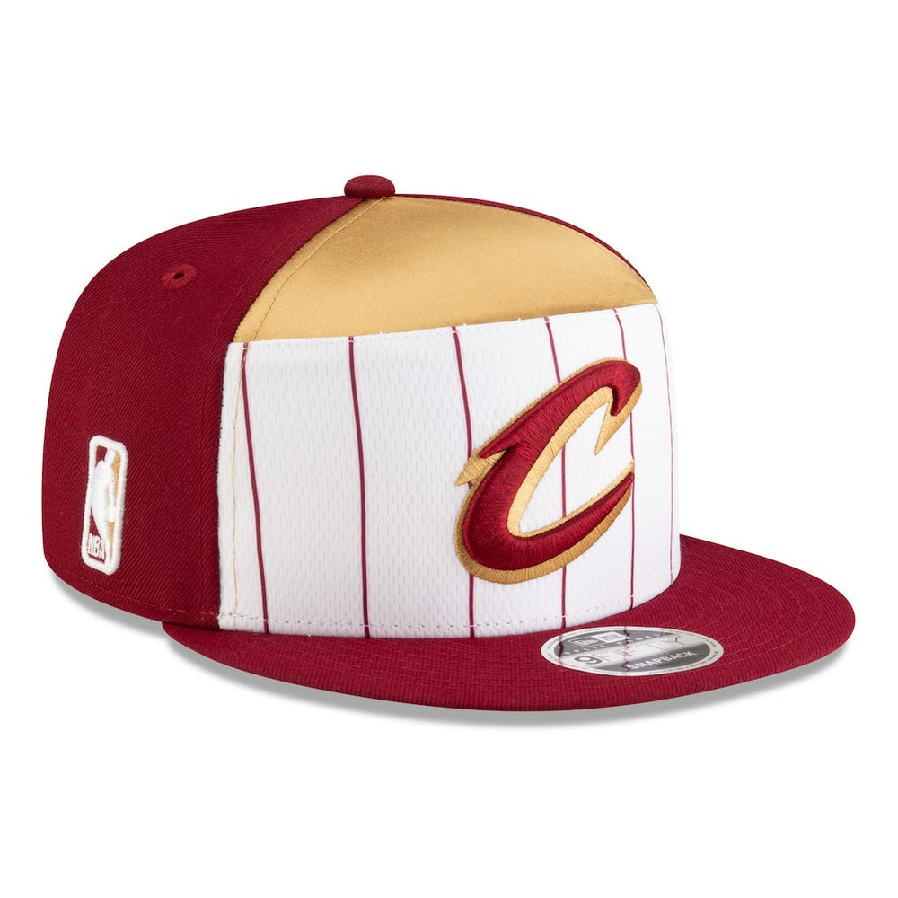 New Era - Cleveland Cavaliers 2025 NBA Tip Off Split Panel 9FIFTY Snapback Hat - White/Wine