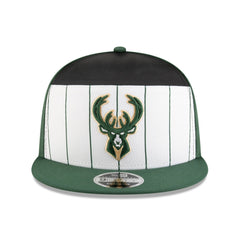 New Era - Milwaukee Bucks 2025 NBA Tip Off Split Panel 9FIFTY Snapback Hat - White/Hunter Green