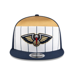 New Era - New Orleans Pelicans 2025 NBA Tip Off Split Panel 9FIFTY Snapback Hat - White/Navy