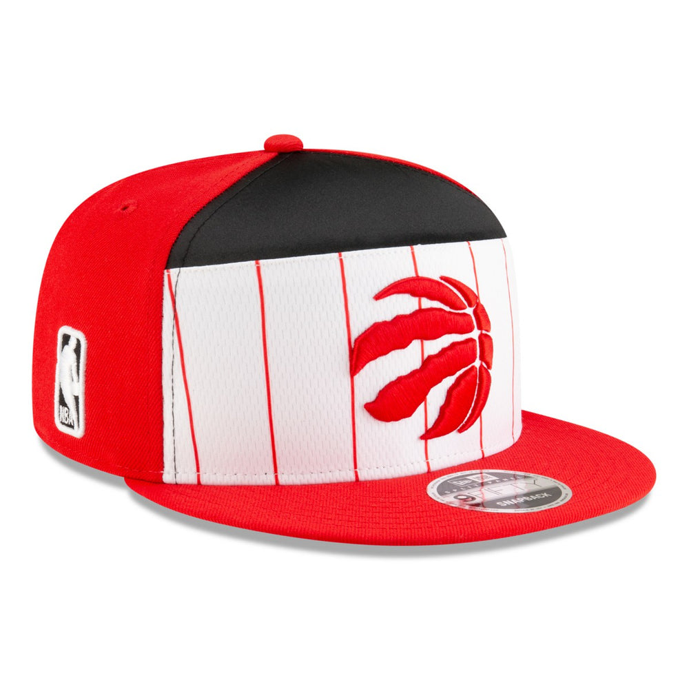 New Era - Toronto Raptors 2025 NBA Tip Off Split Panel 9FIFTY Snapback Hat - White/Red