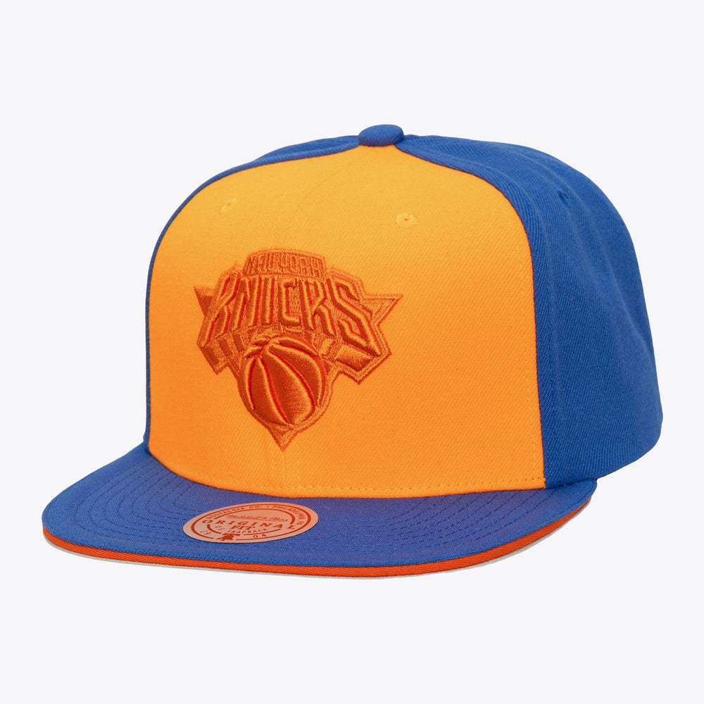 Mitchell & Ness - New York Knicks Color Pop Snapback Hat - Orange/Blue