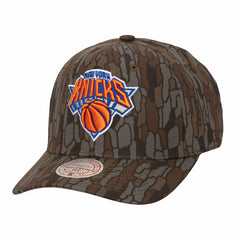 Mitchell & Ness - New York Knicks Hidden Pro-Crown Adjustable Hat - Camo