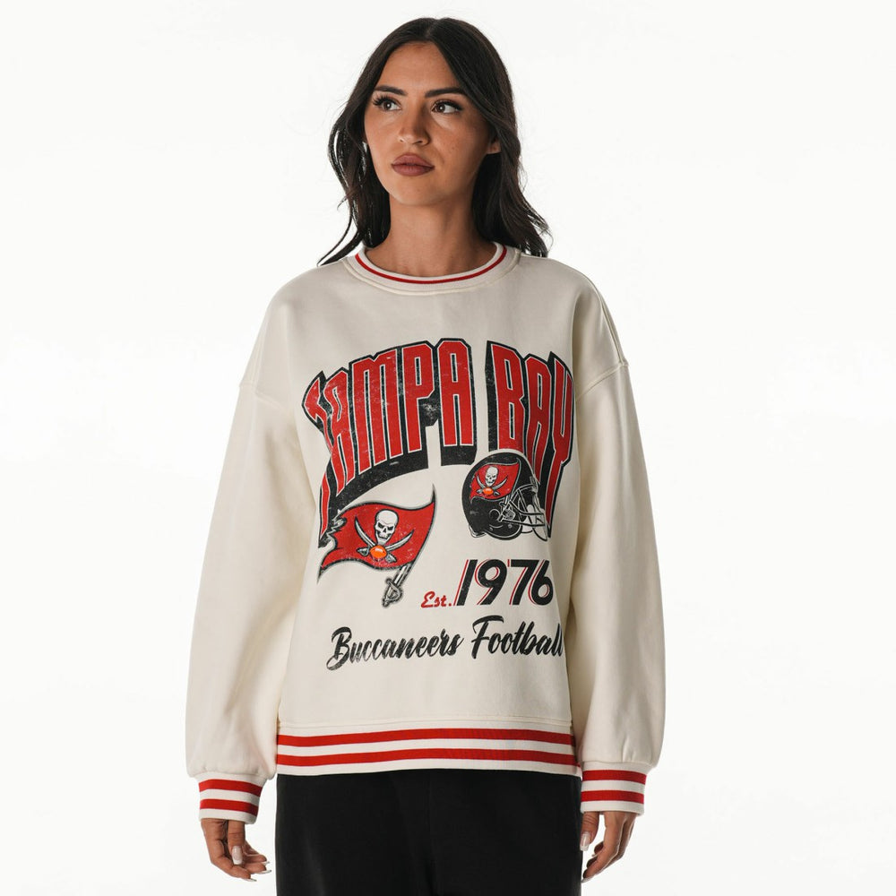 Tampa Bay Buccaneers The Wild Collective Women's Oversized Vintage French Terry Sweatshirt Cream - NFL